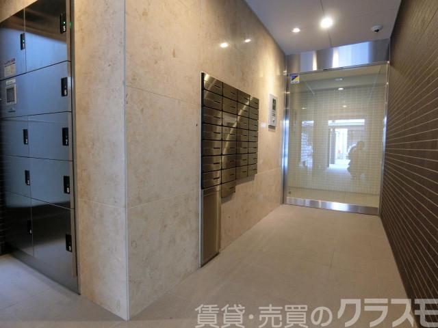 2/4 エントランス