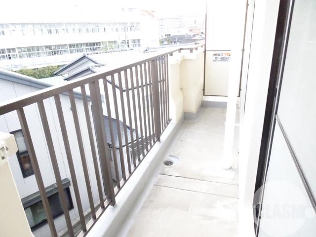 13/30 バルコニー