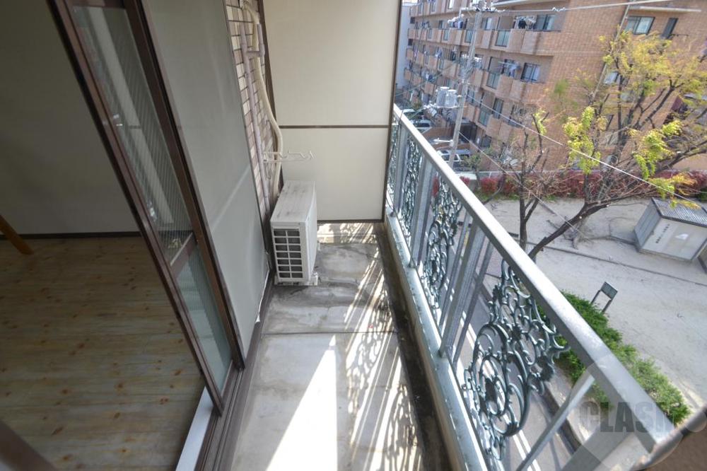 13/30 バルコニー