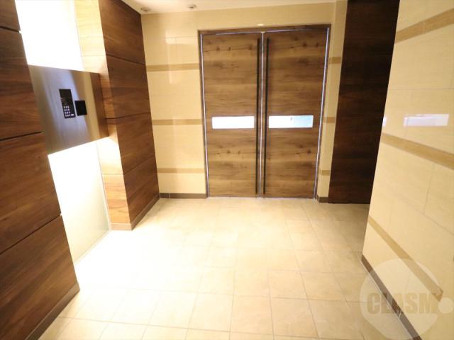 22/30 エントランス