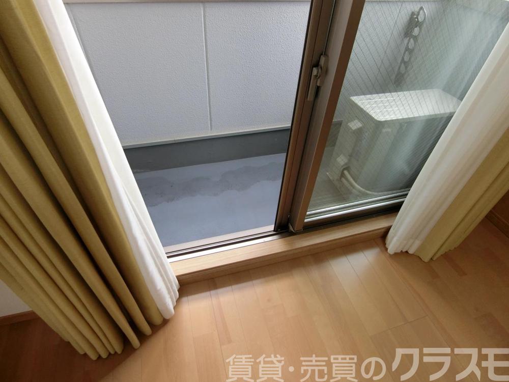23/30 バルコニー