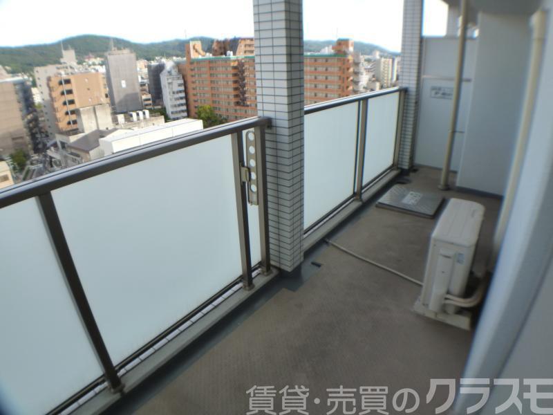 25/30 バルコニー