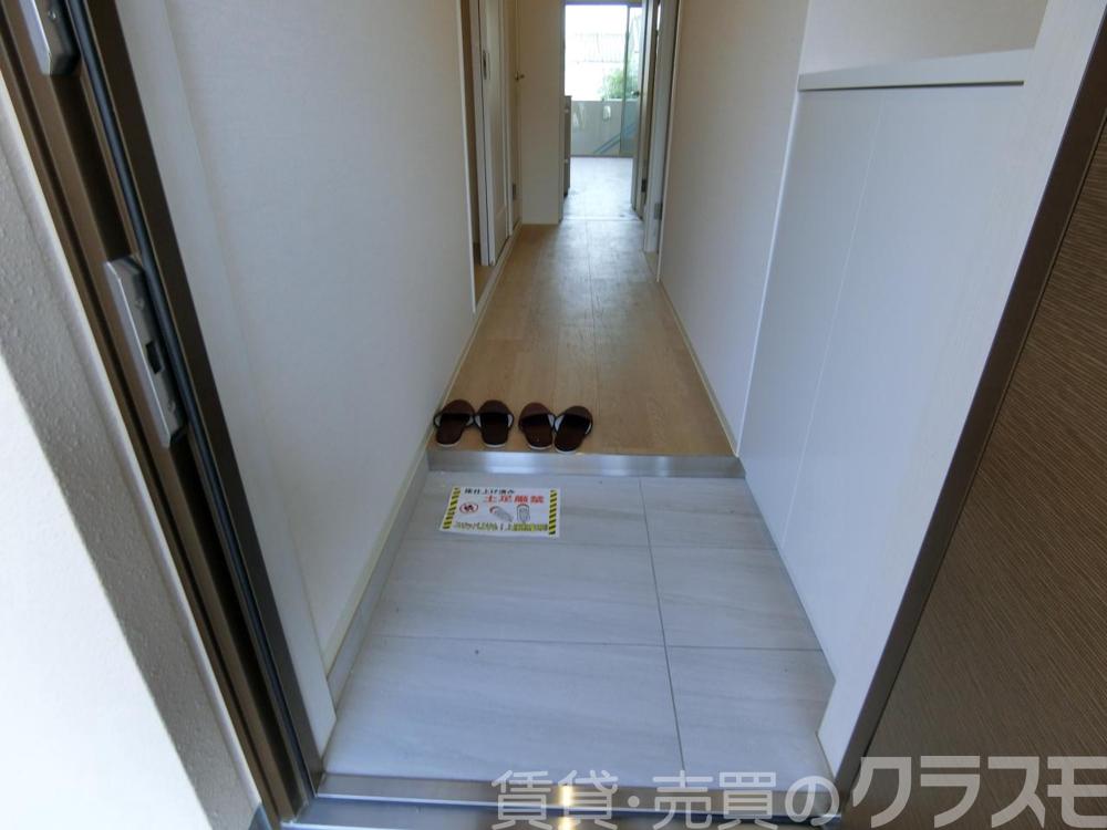 17/30 玄関