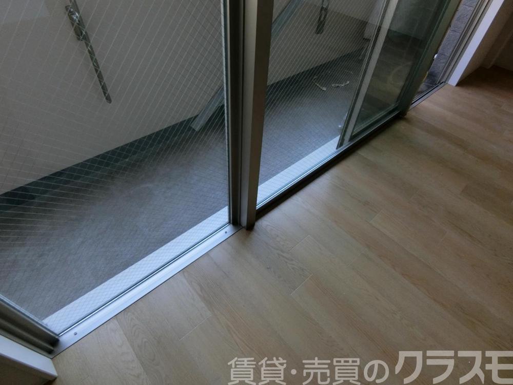 25/30 バルコニー