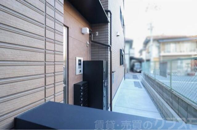 14/25 エントランス