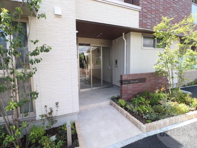 21/28 エントランス