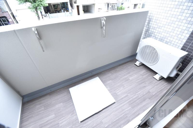 13/30 バルコニー