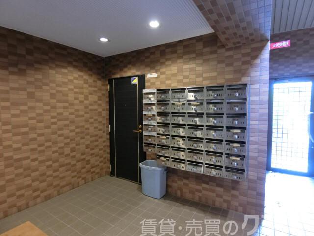 2/4 エントランス