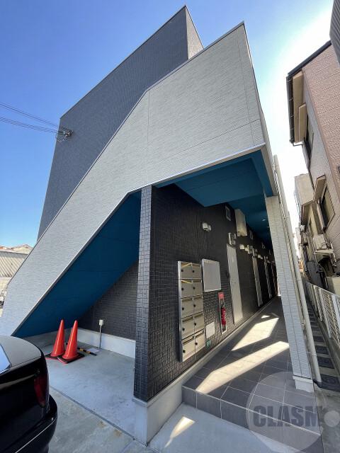 16/28 エントランス