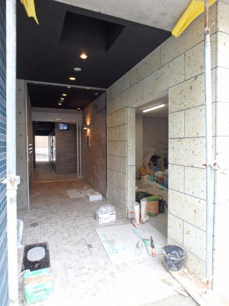 29/30 エントランス