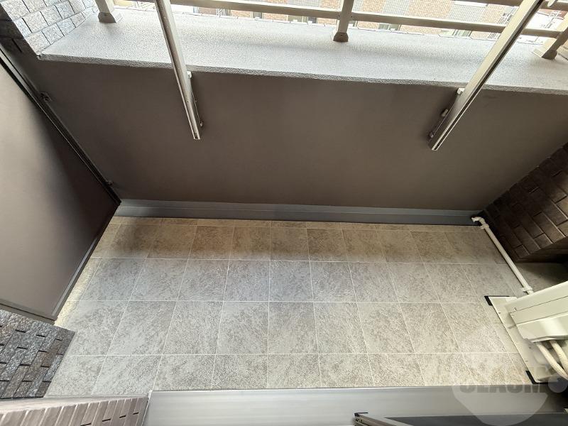 13/30 バルコニー