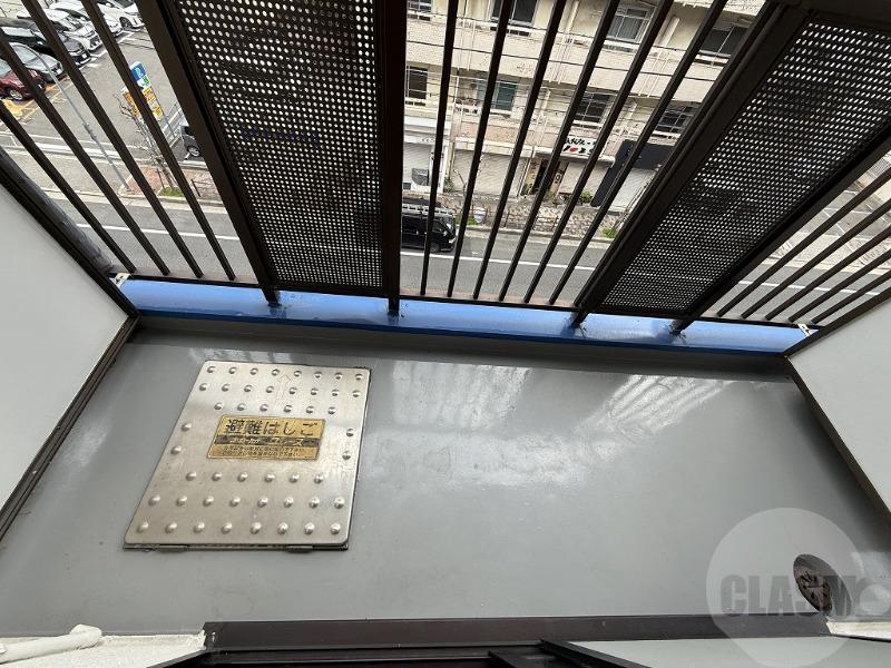 13/30 バルコニー