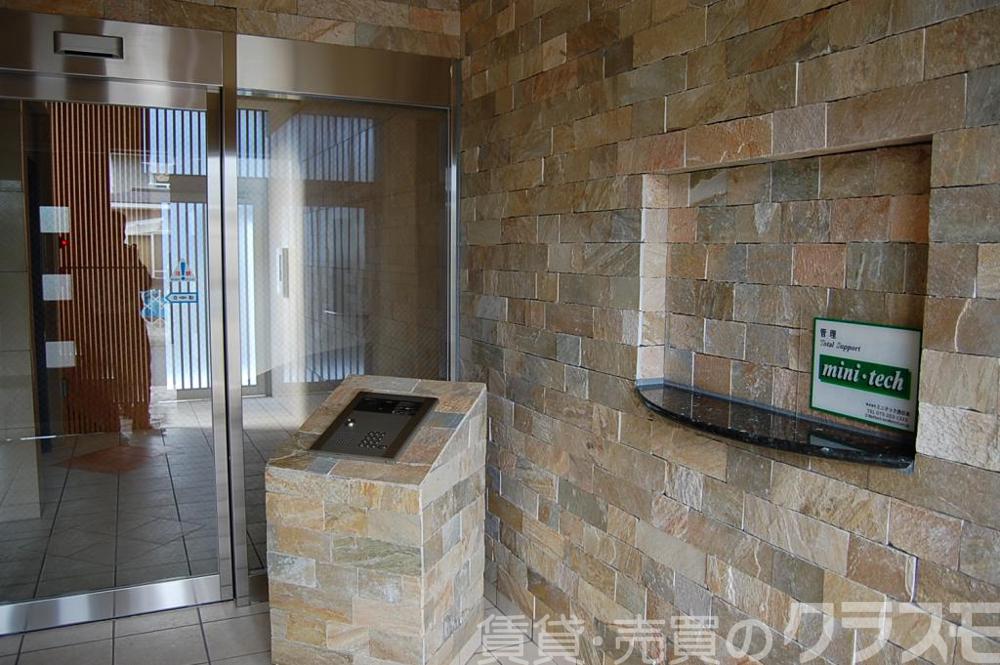 29/30 エントランス