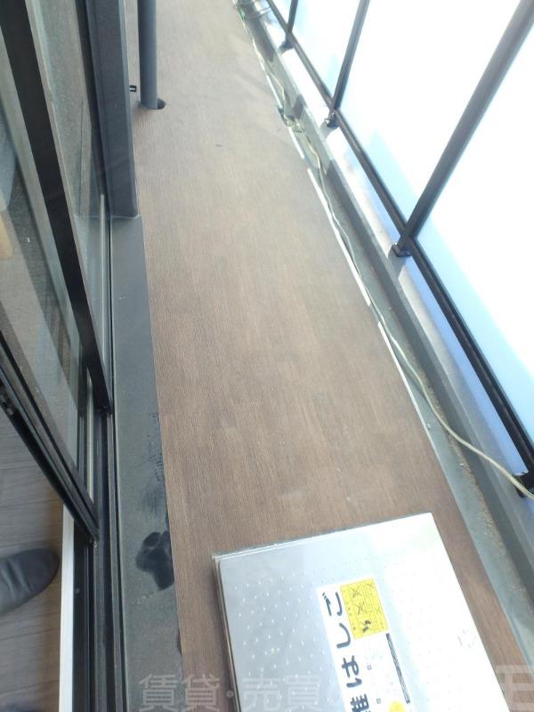 15/28 バルコニー