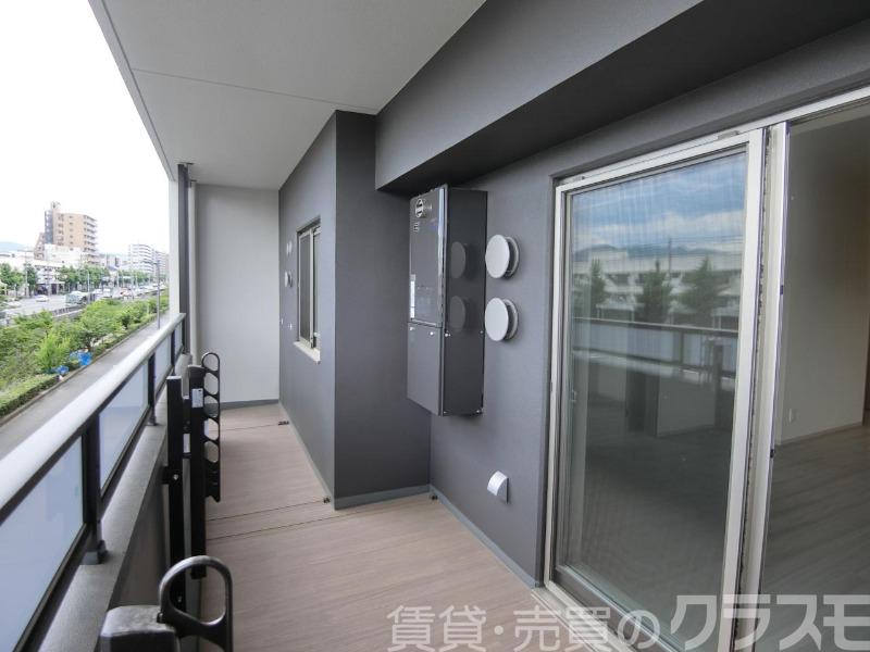 23/30 バルコニー