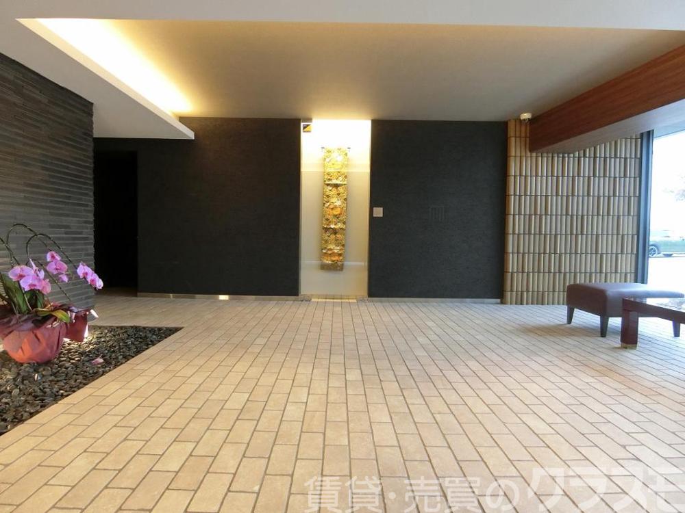 29/30 エントランス