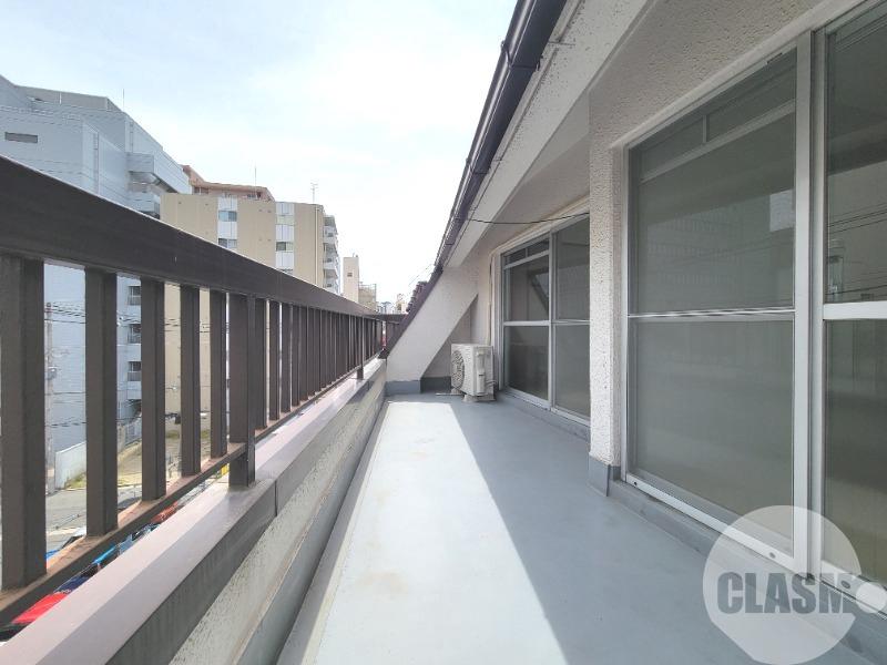 15/23 バルコニー