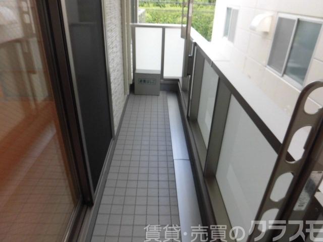 23/30 バルコニー