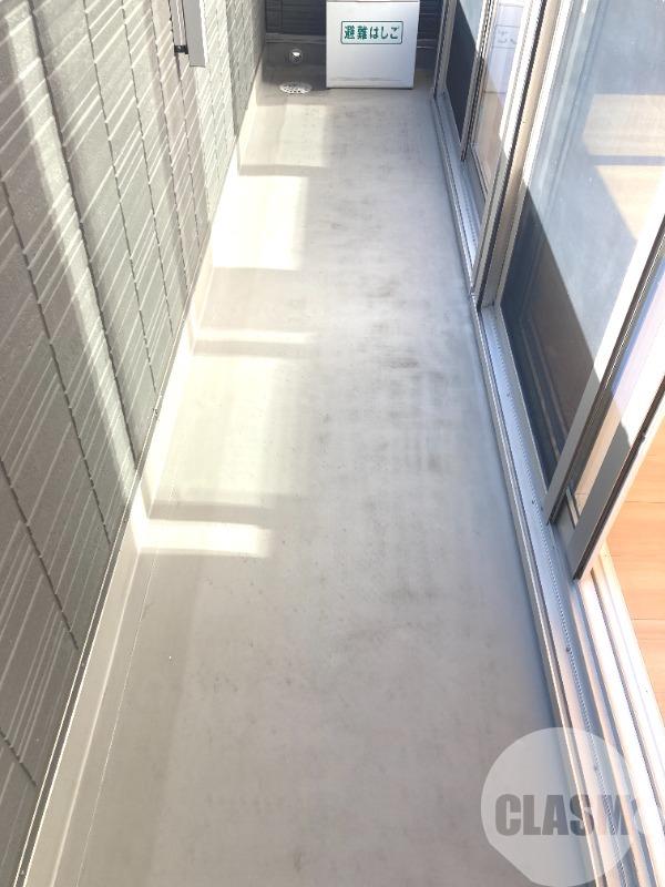 17/28 バルコニー