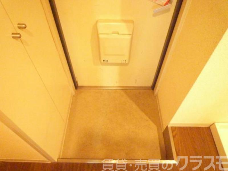 14/30 玄関