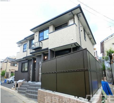 30/30 エントランス