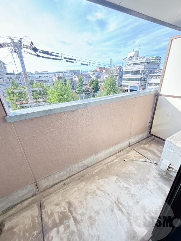 13/28 バルコニー