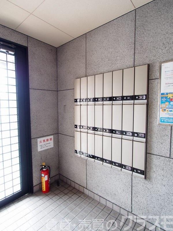 30/30 エントランス