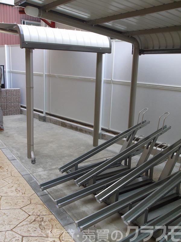 30/30 エントランス