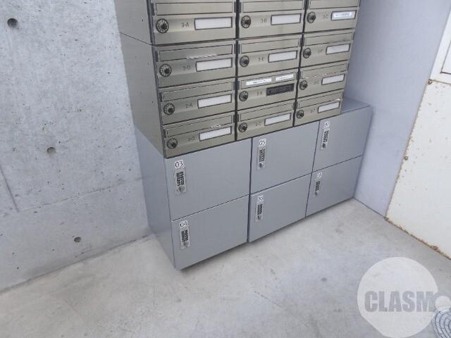 19/25 エントランス