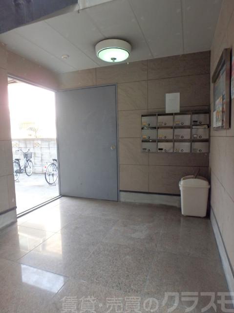 15/26 エントランス