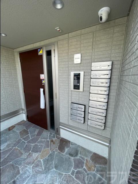 17/28 エントランス