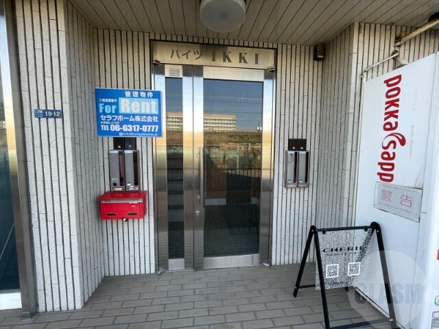 22/29 エントランス