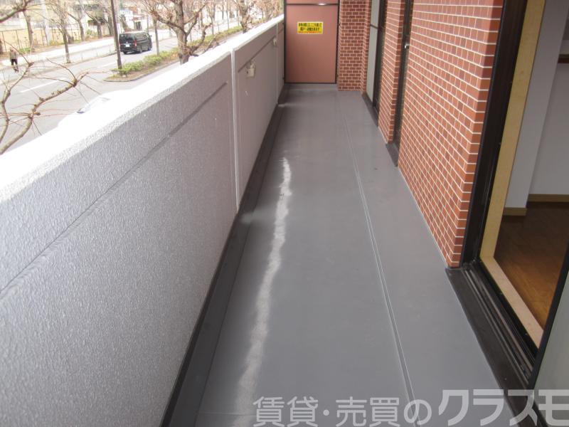 25/30 バルコニー