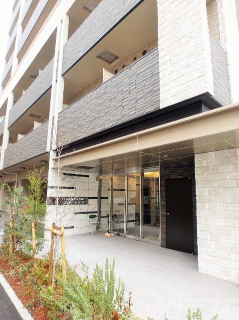 25/30 エントランス