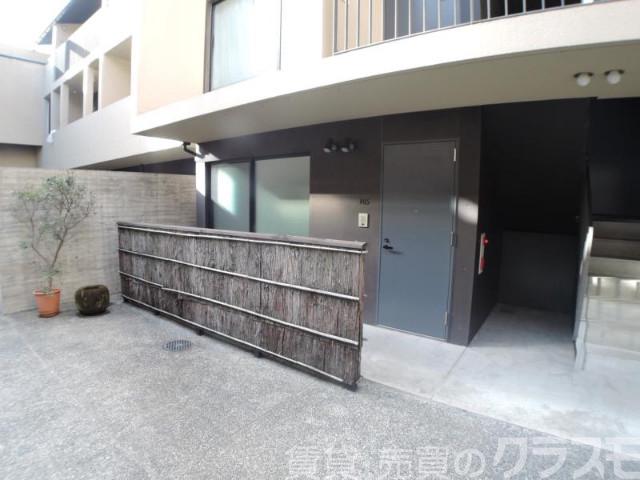 2/3 エントランス