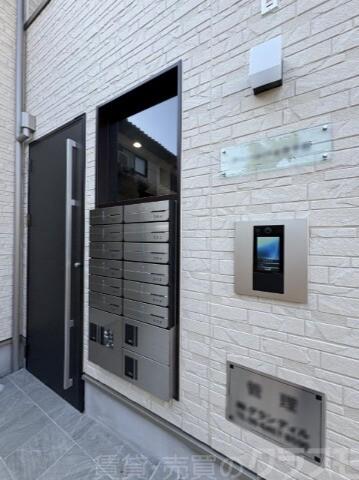 25/30 エントランス