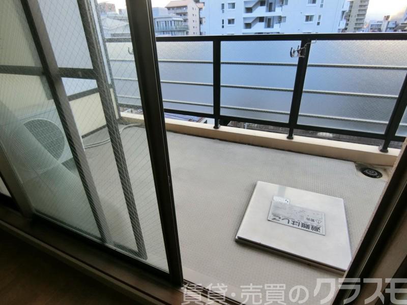 23/30 バルコニー