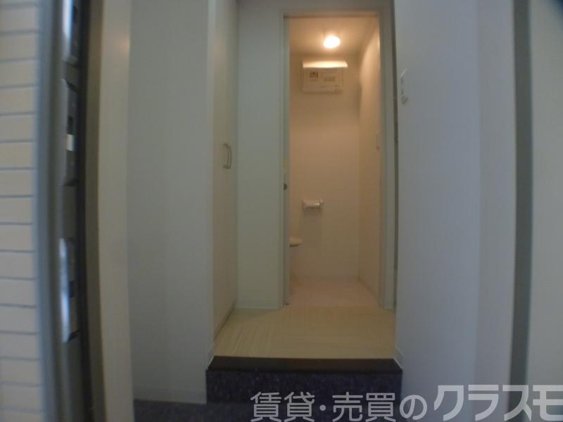 13/30 玄関
