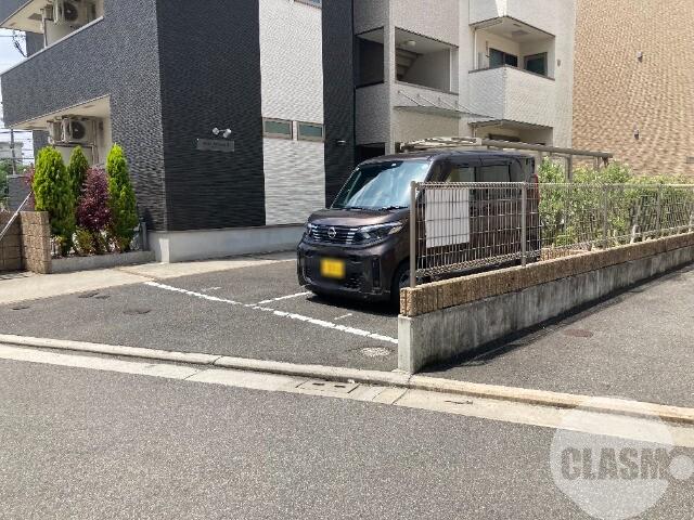 21/30 駐車場