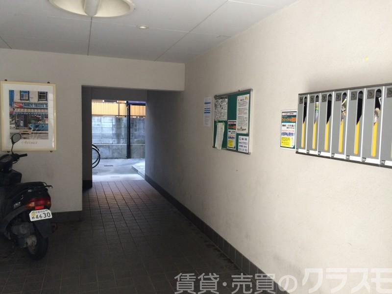 2/4 エントランス