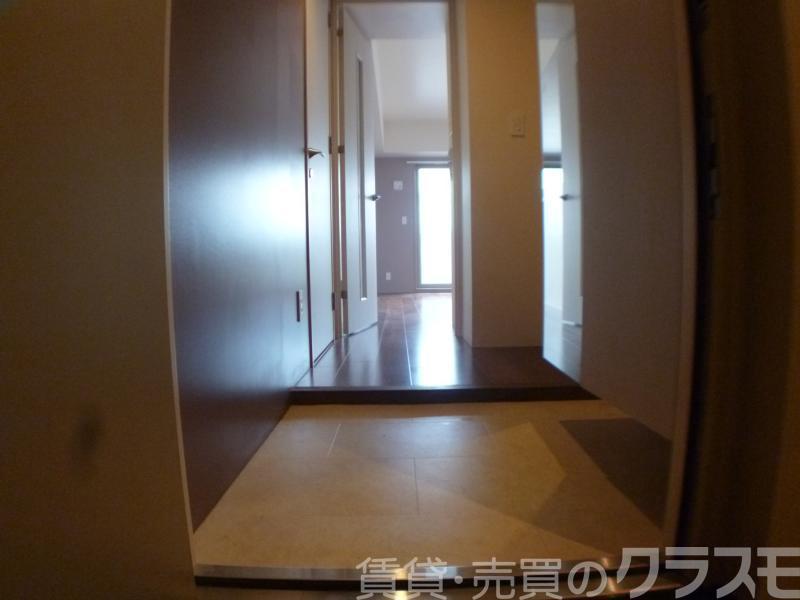 16/30 玄関