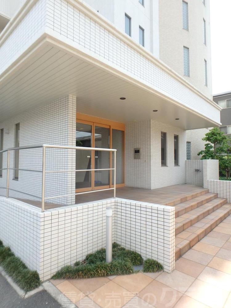 17/24 エントランス