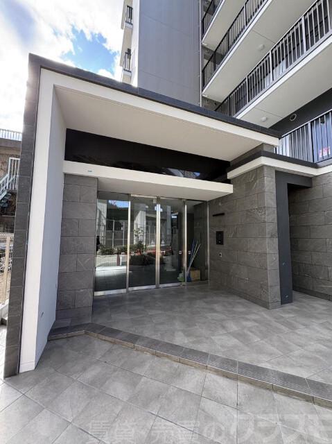 26/30 エントランス