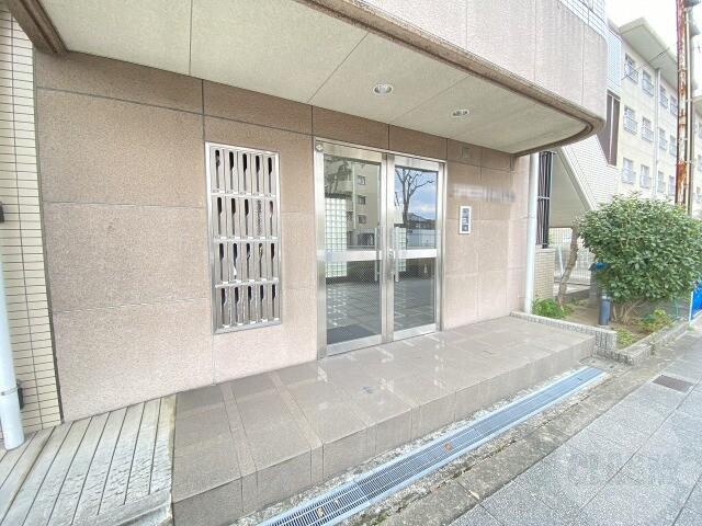 15/24 エントランス