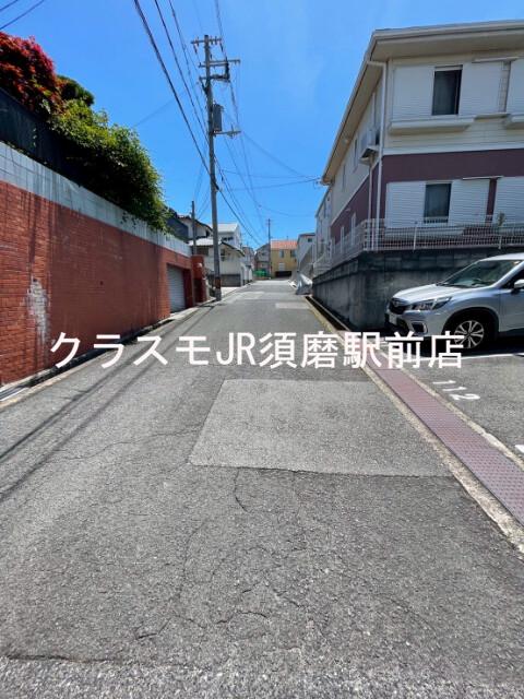 28/30 エントランス