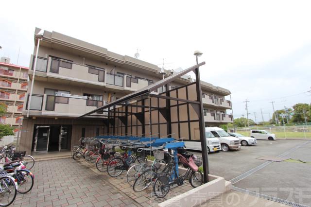 22/24 エントランス