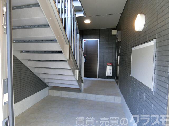 2/2 エントランス