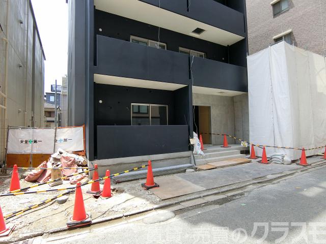 30/30 エントランス