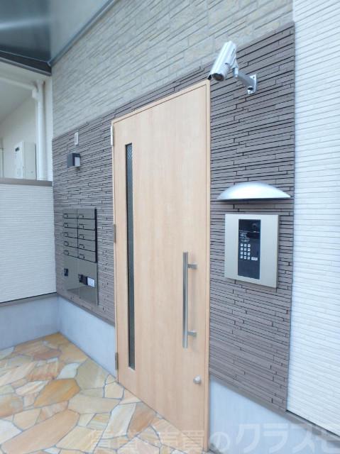 25/30 エントランス