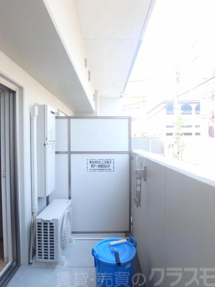 18/30 バルコニー